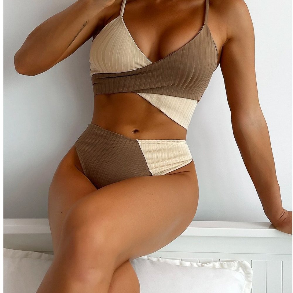 LAST ONE 🔥 Color Block Wrap 2pc Bikini Swimsuit Bathing Suit - Picture 3 of 5